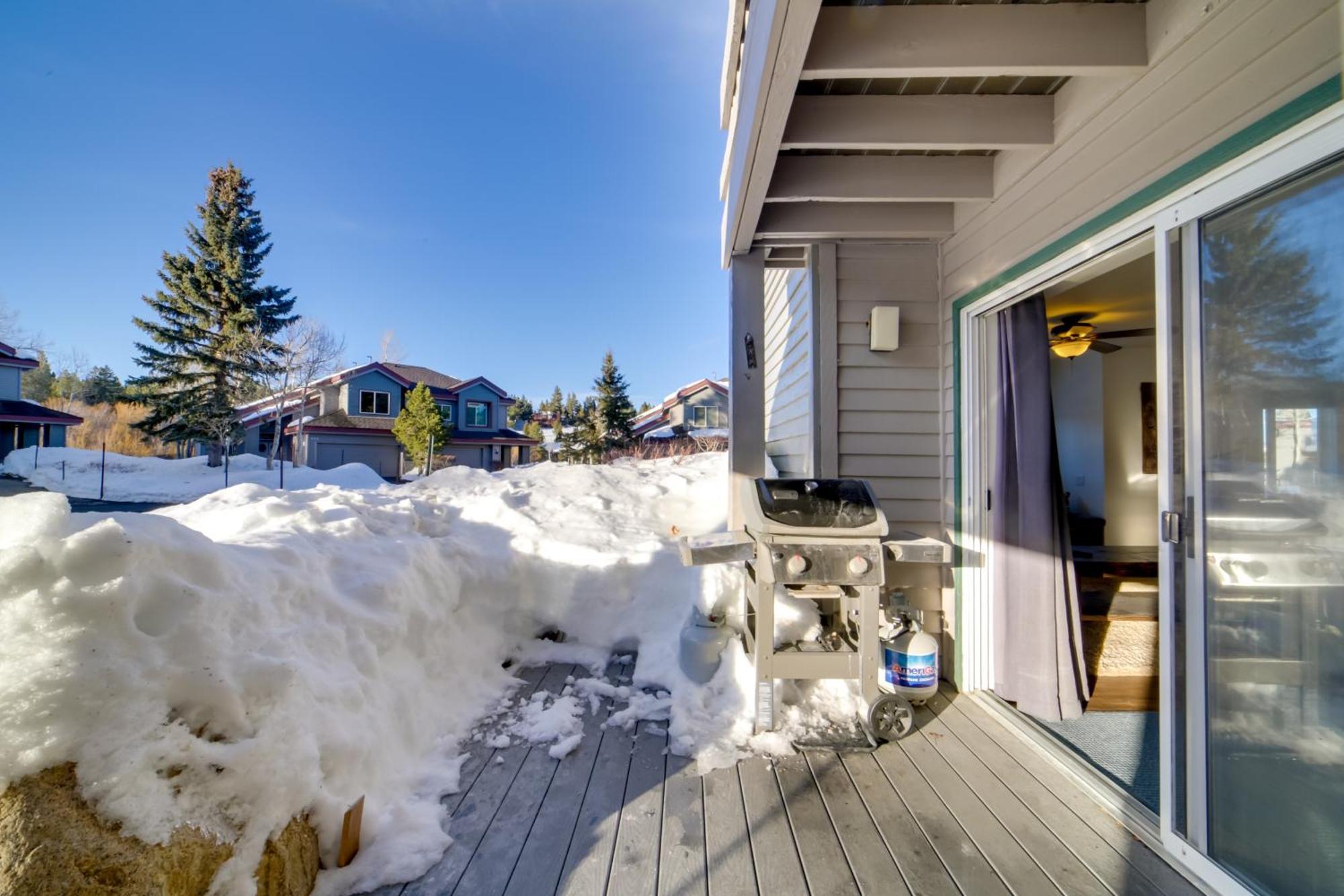 Snowcreek With Deck At Mammoth Mountain